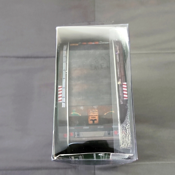 Teenage Mutant Ninja Turtles. Collectible Turtle Lunchbox Gift Set - Picture 13 of 13